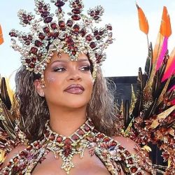 Rihanna arrasa en el carnaval de Barbados y reivindica sus raíces con una diseñadora autóctono