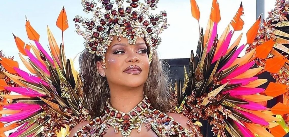 Rihanna arrasa en el carnaval de Barbados y reivindica sus raíces con una diseñadora autóctona