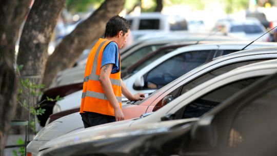 La mitad de las cooperativas que pueden “controlar el estacionamiento” están suspendidas