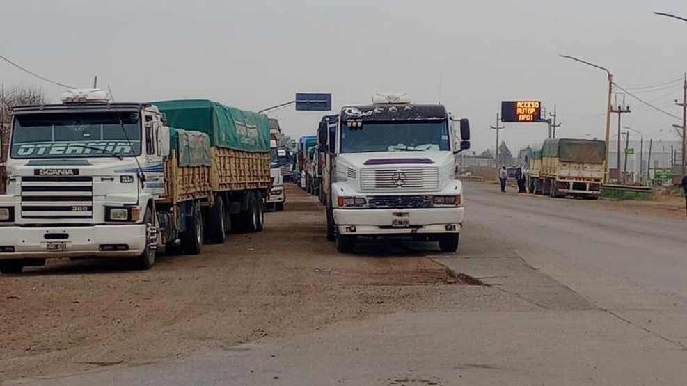 Paro de aceitero en Rosario