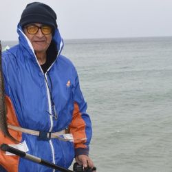 El clima no acompañó a los pescadores que, no obstante, buscaron la alternativa para seguir disfrutando de la actividad.
