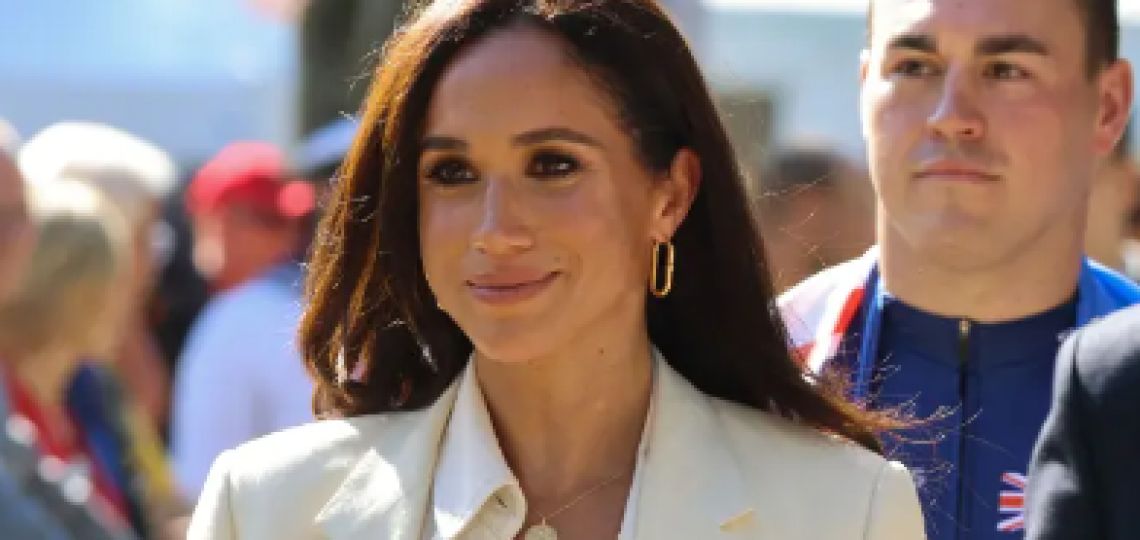 El look business chic de Meghan Markle para llevar a la oficina 