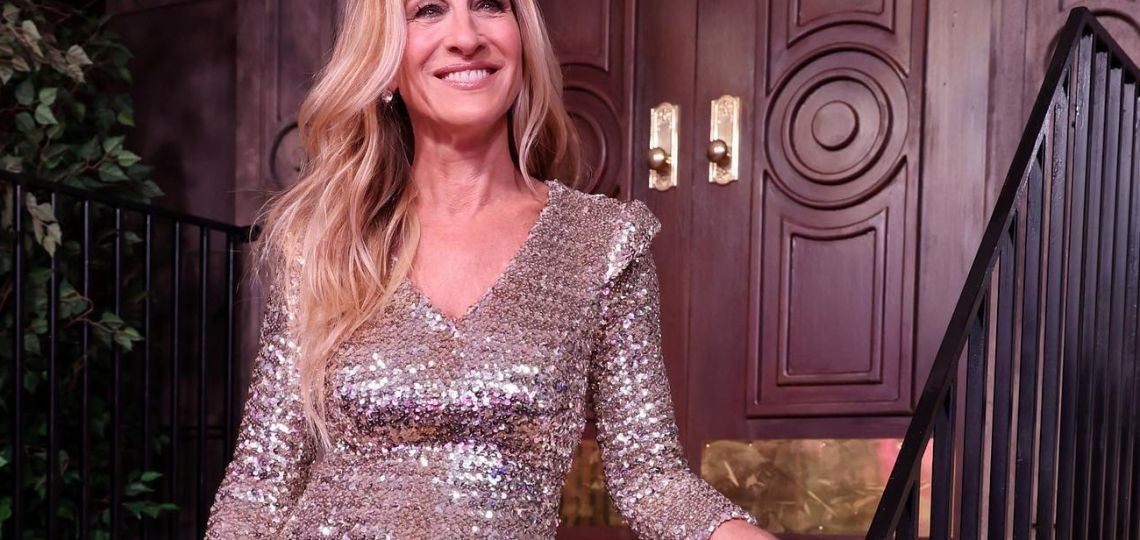 Si estás buscando tu estilo ideal, Sarah Jessica Parker tiene la respuesta: Las sandalias con taco más cómodas para esta temporada