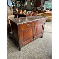 Maralé: La Tendencia de Lavar Muebles Antiguos y Dejar la Madera al Natural