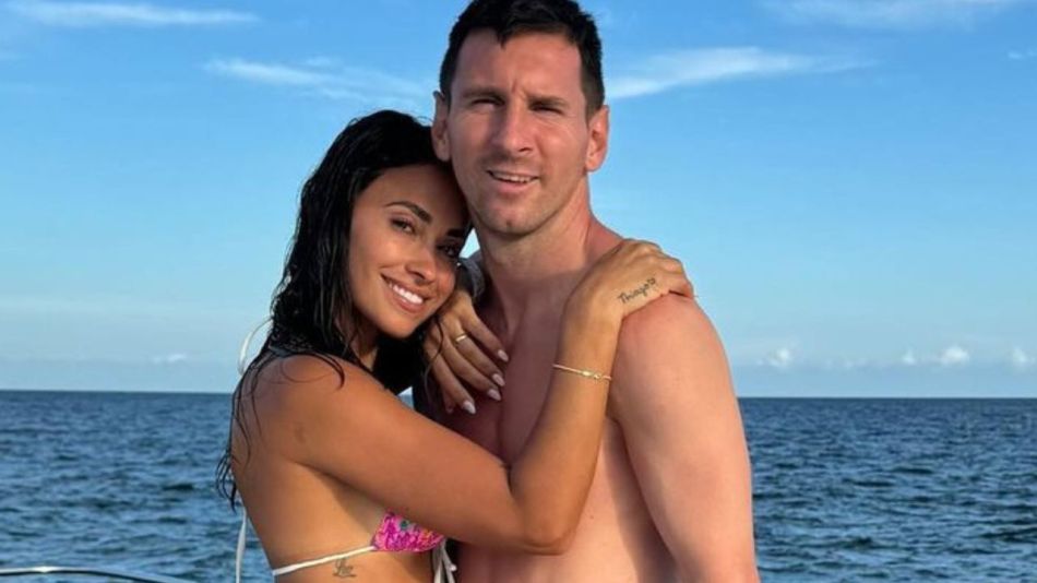 Las mejores fotos de las vacaciones de Antonela Roccuzzo y Lionel Messi en un yate