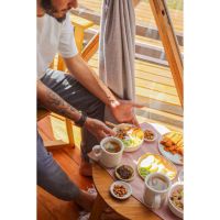 ¿Cómo alojarte conectando con la naturaleza, sin perder confort ni privacidad? Domos Kairos, Glamping en Córdoba, nos cuenta…