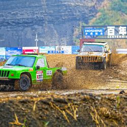Imagen de automóviles de carreras corriendo en una competencia en la Ciudad Internacional de Carreras del Centenario de Fuxin, en la ciudad de Fuxin, en la provincia de Liaoning, en el noreste de China. | Foto:Xinhua