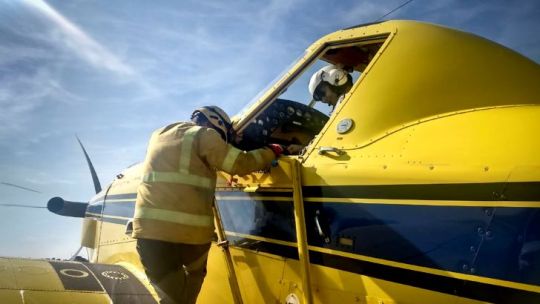 Incendios en Córdoba: bomberos combaten un foco en Ascochinga