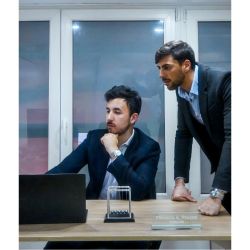 Armaron una aplicación web que ya ayudó a tramitar más de 10.000 accidentes de tránsito, la historia de Tuveunchoque.com.ar | Foto:CEDOC