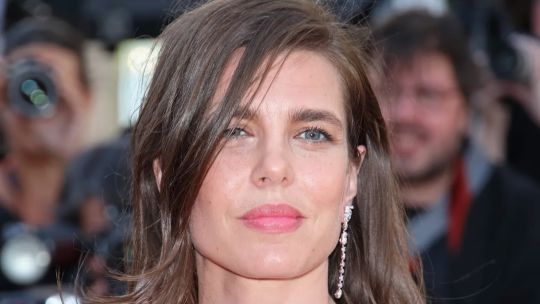 Charlotte Casiraghi luce el look perfecto para ir a la oficina