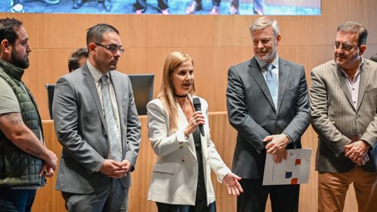 Reconocimiento a la doctora Laura Battistelli en el Concejo