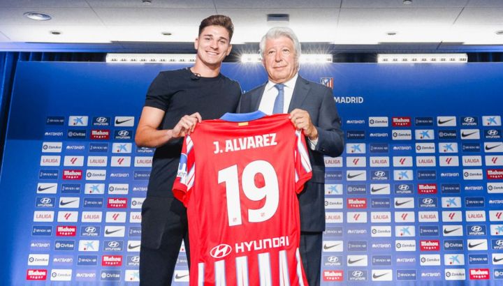 Presentación de Julián Álvarez en el Atlético de Madrid