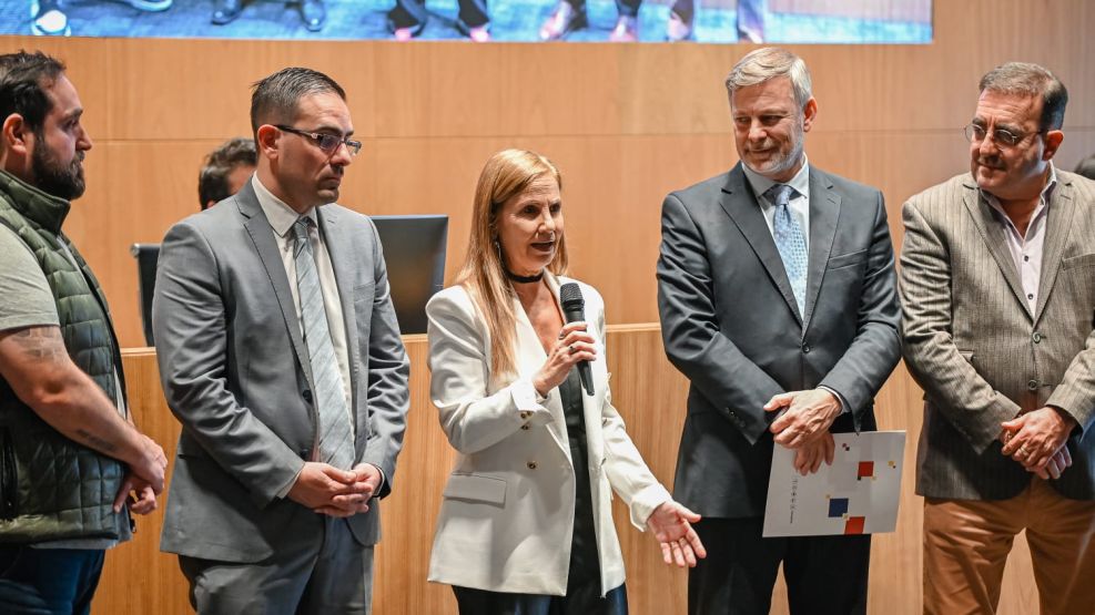 Reconocimiento a la doctora Laura Battistelli en el Concejo