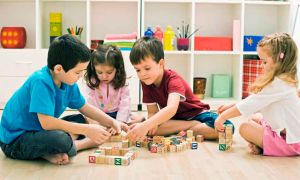 18_08_2024_juguetes_fisicos_infancia_cedoc_g
