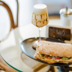 Motos y café de especialidad se unen en una innovadora propuesta  | Foto:CEDOC