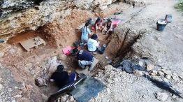 Excavaciones en el sitio de Abric Pizarro