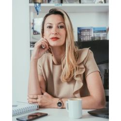 Laura Vinagre: La Transformación Profesional de una Emprendedora | Foto:CEDOC