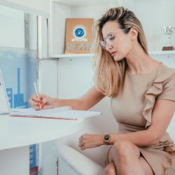 Laura Vinagre: La Transformación Profesional de una Emprendedora | Foto:CEDOC