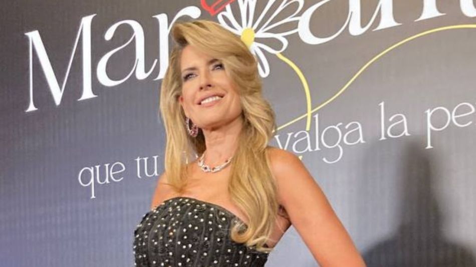 El look de Isabel Macedo en la alfombra roja del lanzamiento de Margarita 