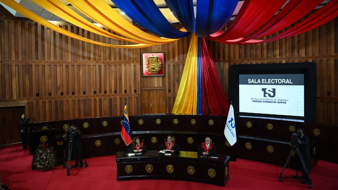 Venezuelan Supreme Court of Justice (TSJ) President Caryslia Rodríguez delivers a statement by the Supreme Court of Venezuela on the results of the country's presidential election at the TSJ building in Caracas on August 22, 2024. 