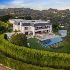 La mansión de Ben Affleck y Jennifer Lopez en Beverly Hills