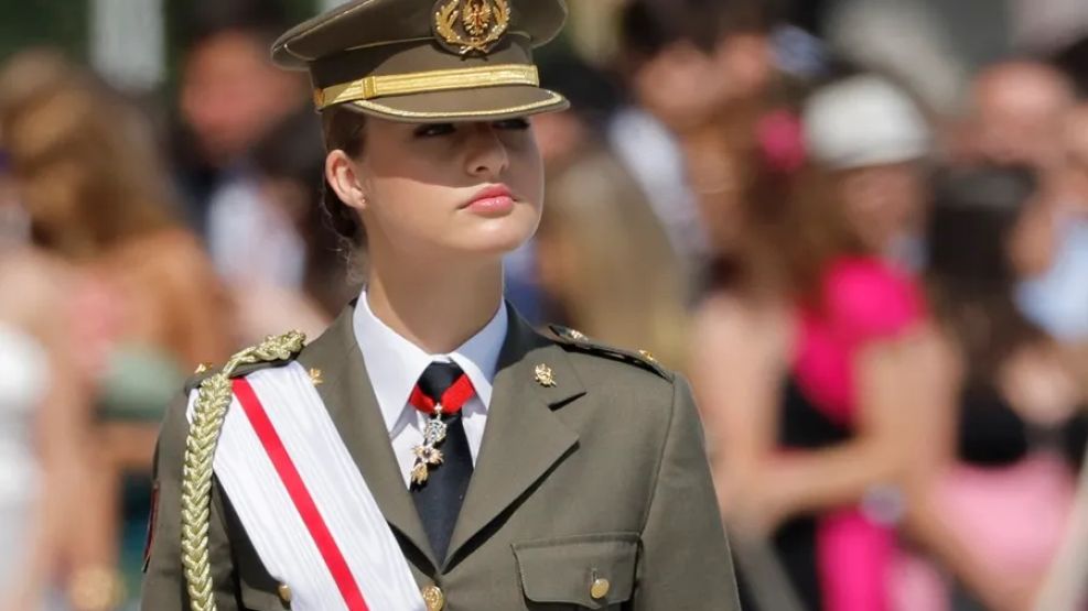 La princesa Leonor ingresará el jueves en la Escuela Naval Militar de Marín 