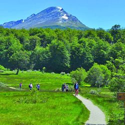 Trekking, pesca de las principales especies de la estación, mini rodantes, aventura en el hielo, estancias y muchas sorpresas en Weekend de septiembre.