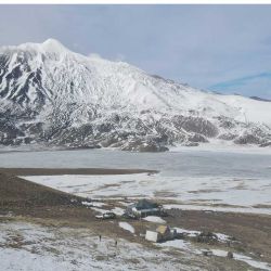 Travesía off road de Mainumby 4x4 a través de tres lagunas congeladas del norte neuquino: Epulaufquen, Los Barros y Tromen.