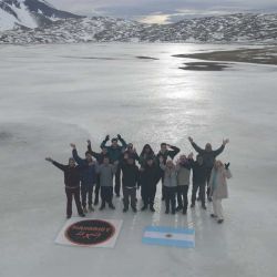 Travesía off road de Mainumby 4x4 a través de tres lagunas congeladas del norte neuquino: Epulaufquen, Los Barros y Tromen.