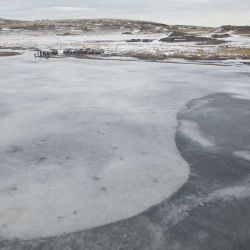 Travesía off road de Mainumby 4x4 a través de tres lagunas congeladas del norte neuquino: Epulaufquen, Los Barros y Tromen.
