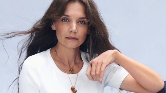 Jeans anchos para mujeres de +40: Katie Holmes te muestra cómo llevarlos de la manera ideal