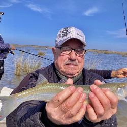 Es una de las más emblemáticas lagunas del país y es un imán para los pescadores que esperan que se afirme el pique para ir por los matungos que atesoran sus aguas.
