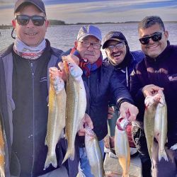 Es una de las más emblemáticas lagunas del país y es un imán para los pescadores que esperan que se afirme el pique para ir por los matungos que atesoran sus aguas.