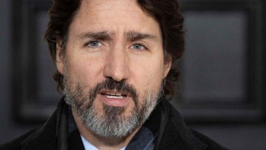 Donald Trump volvió a insinuar que Justin Trudeau es hijo de Fidel Castro: "Su madre era bella y salvaje"