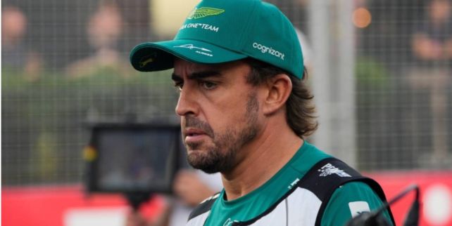 Alonso Aston Martin Mónaco