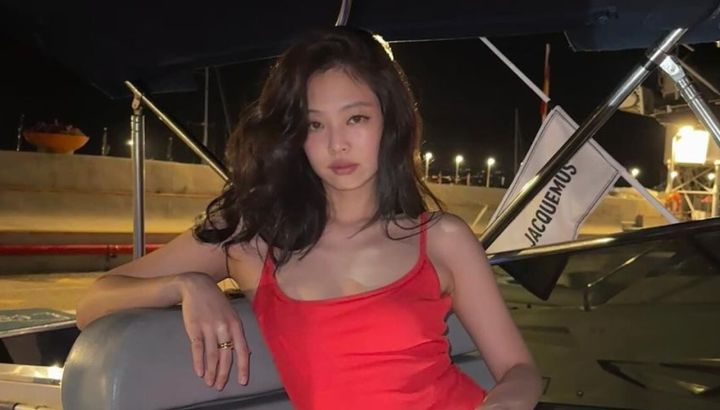 Jennie, de BLACKPINK, aclara que el nombre oficial de su club de fans personal no es "Rubies"