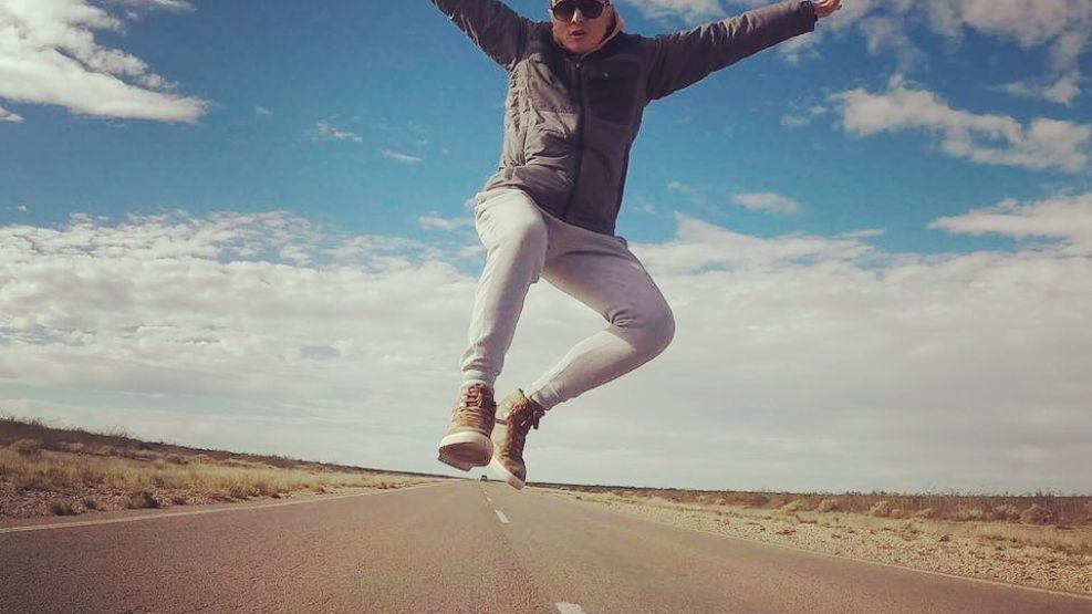 Muchos jóvenes emigran a otros países en busca de estudio, trabajo o mejor calidad de vida. 