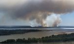 En medio de la bajante del Paraná, el fuego avanza sobre las islas de Santa Fe