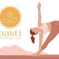 El Yoga para Adolescentes: Un Espacio de Crecimiento Integral en Bakti Centro de Yoga