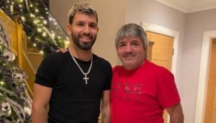 Kun Agüero junto a su papá