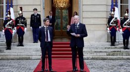 El traspaso de mando a Michel Barnier, primer ministro francés.   