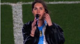 Flor Chuisano cantando Selección Argentina