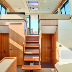 Navegando a máxima velocidad, el tren de olas que genera este nuevo diseño de Omikron es mínimo, ideal para el Delta.