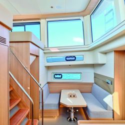 Navegando a máxima velocidad, el tren de olas que genera este nuevo diseño de Omikron es mínimo, ideal para el Delta.