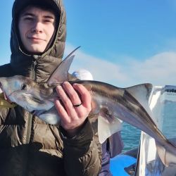 El buen clima contribuyó para que el pasado fin de semana fuera uno de los más rendidores para el pescador en el país. 