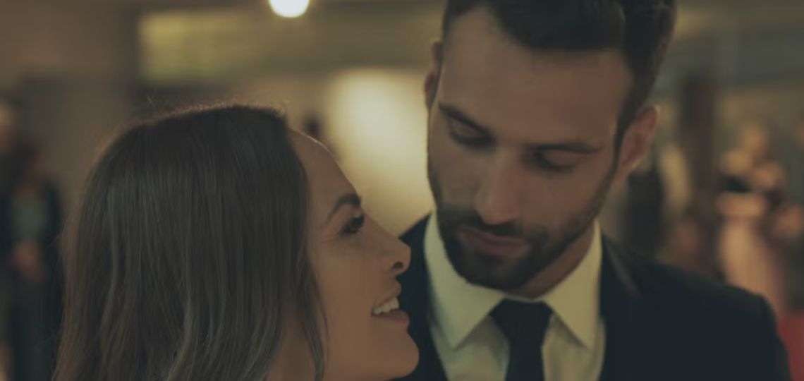 Si buscás estimular el placer sexual en pareja, “Diario de un Gigoló” es la serie que no podés dejar de ver
