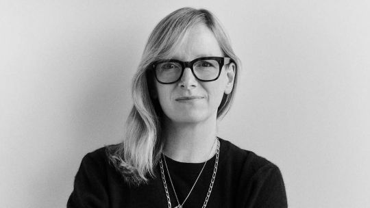 Tras dejar Alexander McQueen, Sarah Burton fue nombrada como la nueva directora creativa de Givenchy
