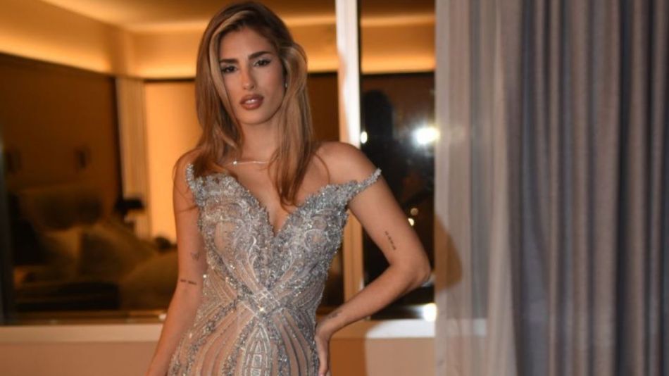 El look de Julieta Poggio 