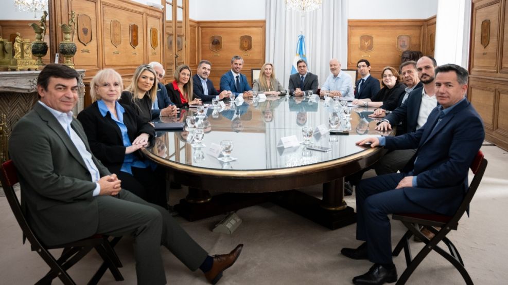 Cumbre legislativa en Casa Rosada