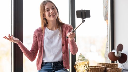 Generar contenido en OnlyFans: cuáles son los pros y los contras